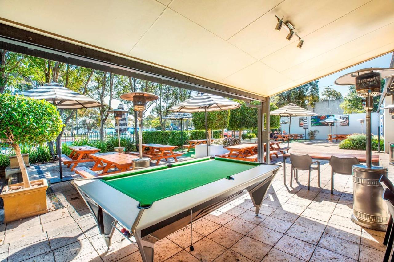 Nightcap At High Flyer Hotel Bankstown Εξωτερικό φωτογραφία
