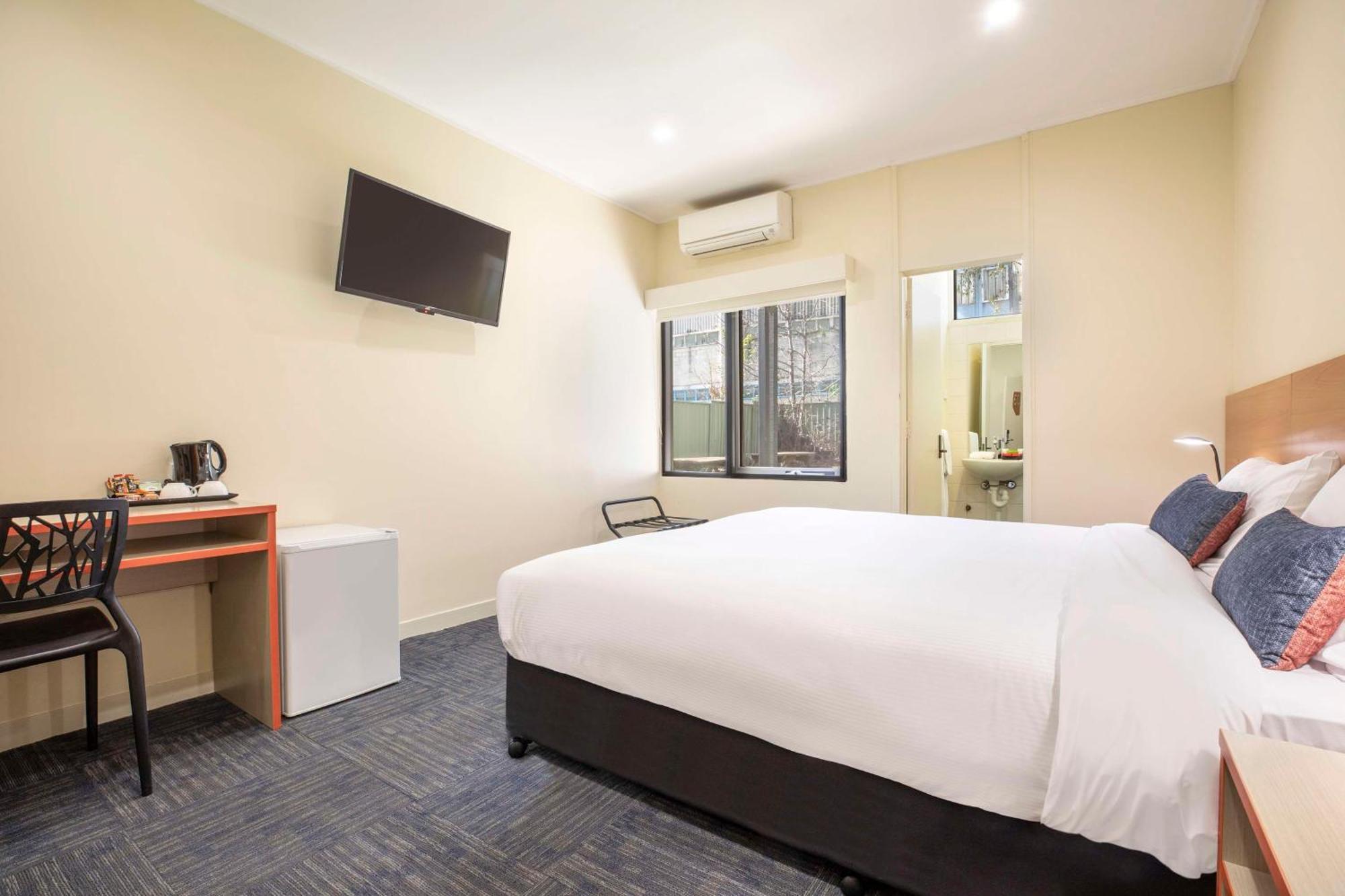 Nightcap At High Flyer Hotel Bankstown Εξωτερικό φωτογραφία
