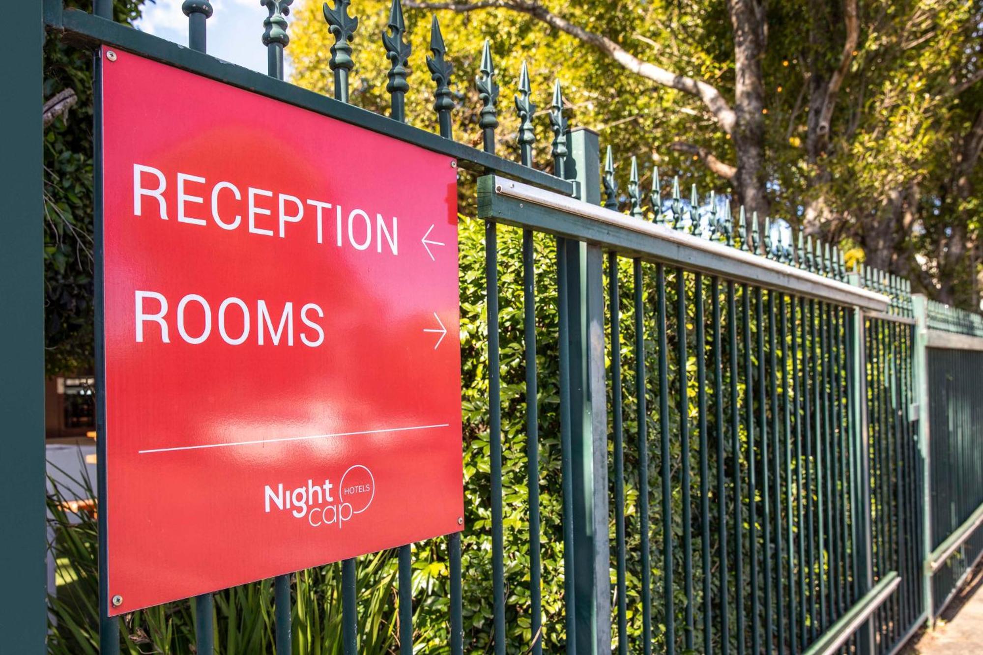 Nightcap At High Flyer Hotel Bankstown Εξωτερικό φωτογραφία