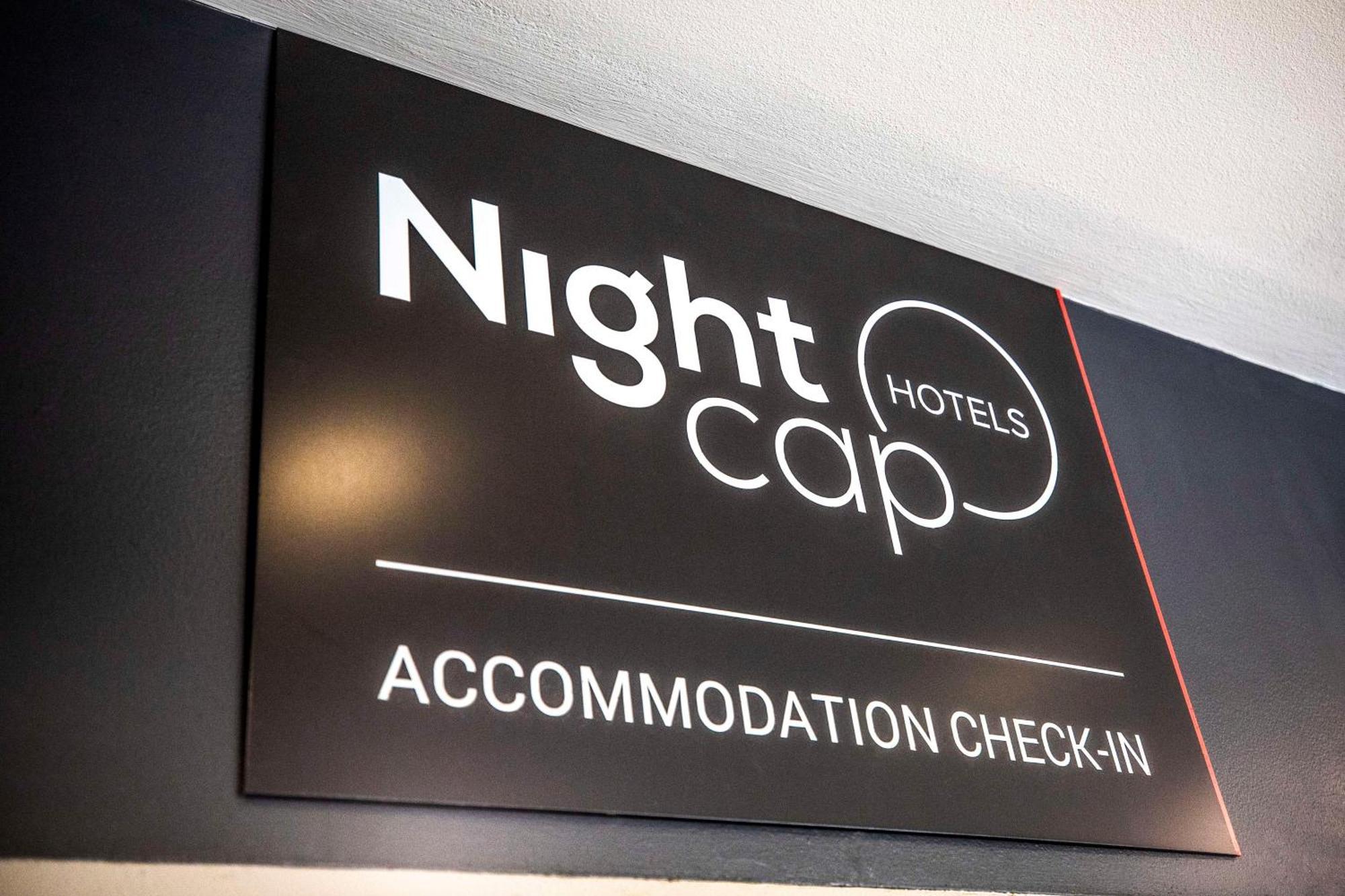 Nightcap At High Flyer Hotel Bankstown Εξωτερικό φωτογραφία