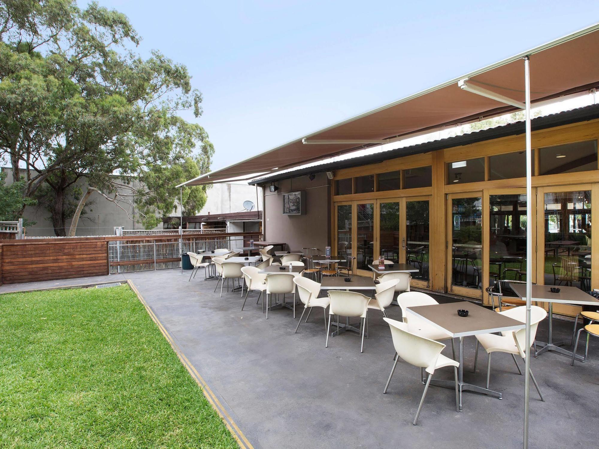 Nightcap At High Flyer Hotel Bankstown Εξωτερικό φωτογραφία